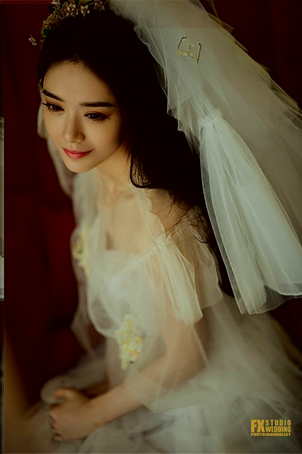 走进婚礼日，摄影师要把握住关键的环节和场景